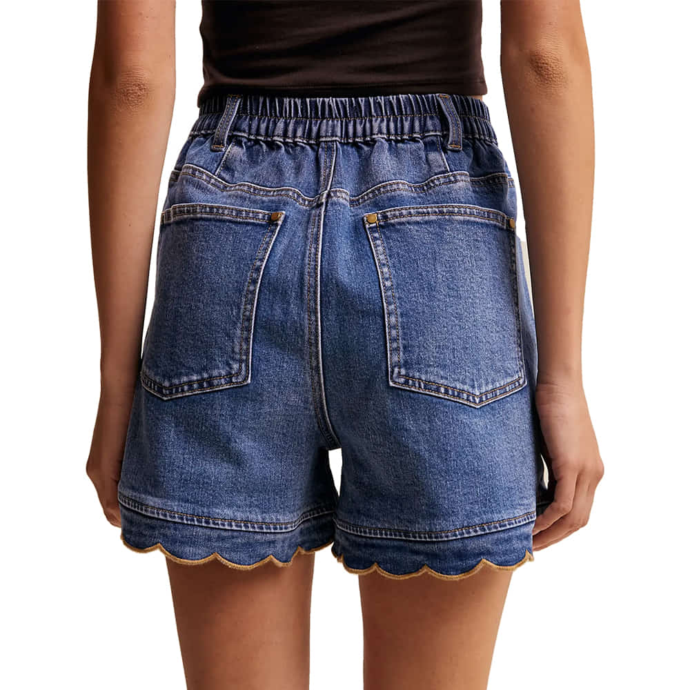 Listicle Apparel Scallop ButtonSide Stretch Denim Shorts