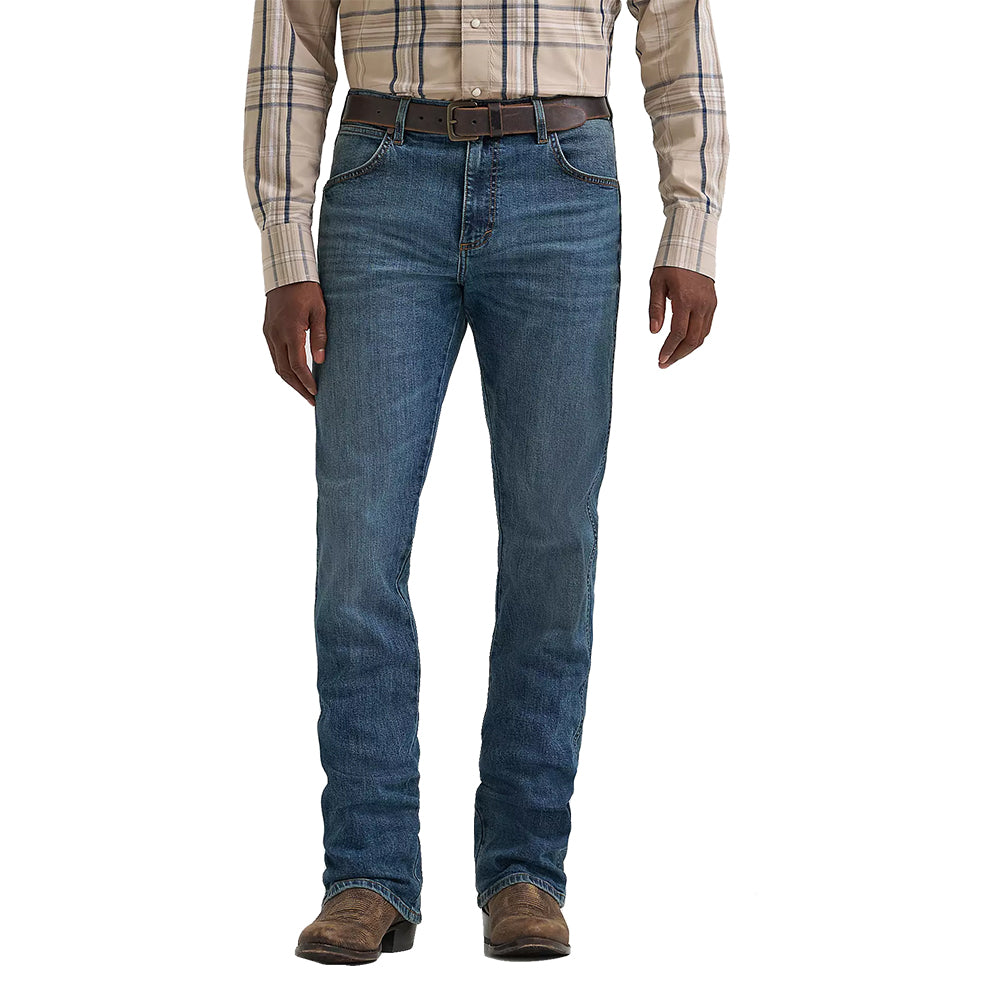 Wrangler Apparel MENS RETRO SLIM BOOT CUT JEAN IN HENRY