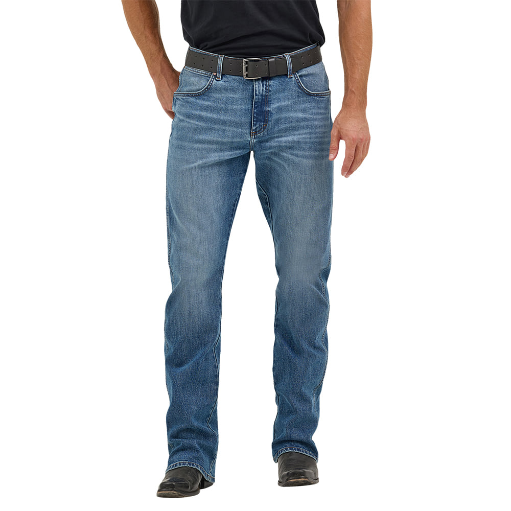 Wrangler Apparel Wrangler Men's Retro Relaxed Boot Cut Jeans