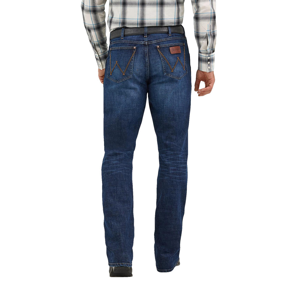 Wrangler Apparel Wrangler Men's Weston Ridge Relaxed Retro Bootcut Jean
