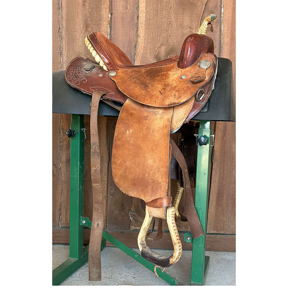 Used Saddles Saddles Dakota Saddlery 15" Half Slick Out Half Rough Out Used Barrel Saddle